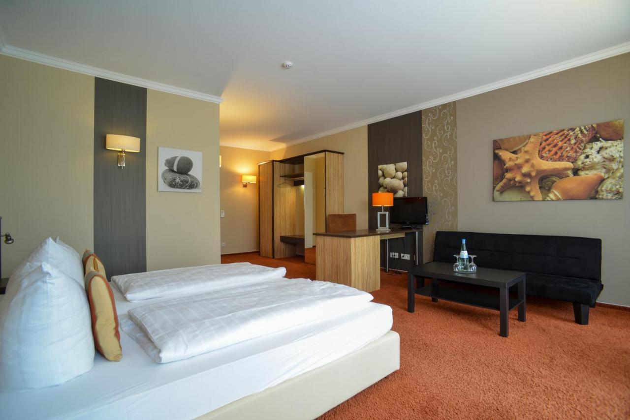 M13 Hotel Riol Экстерьер фото
