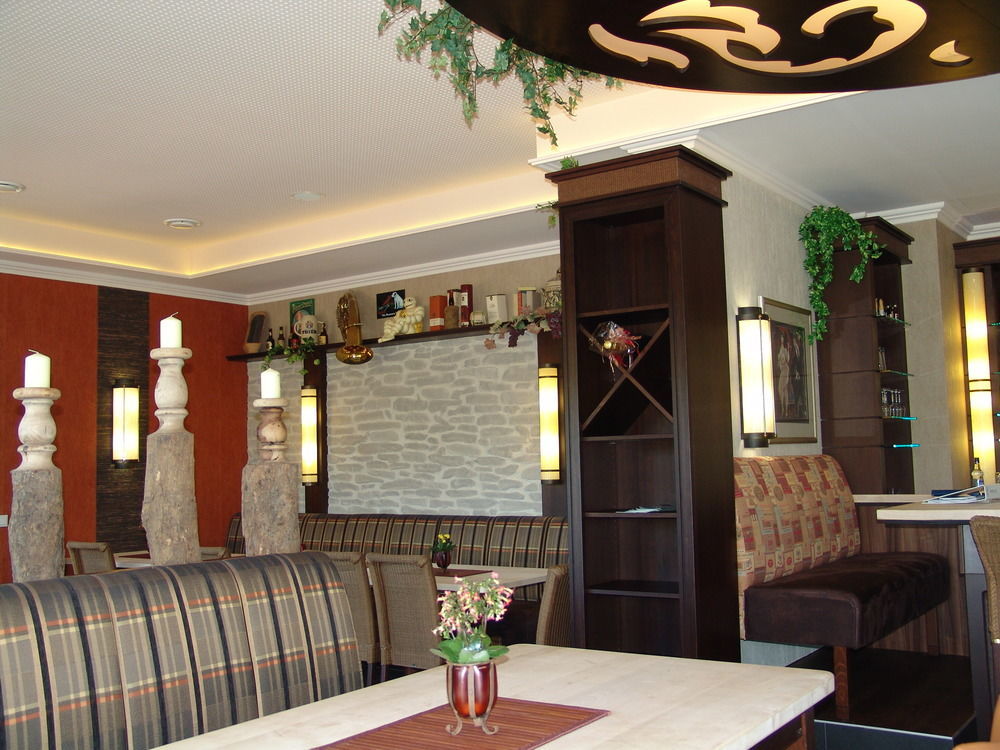 M13 Hotel Riol Экстерьер фото