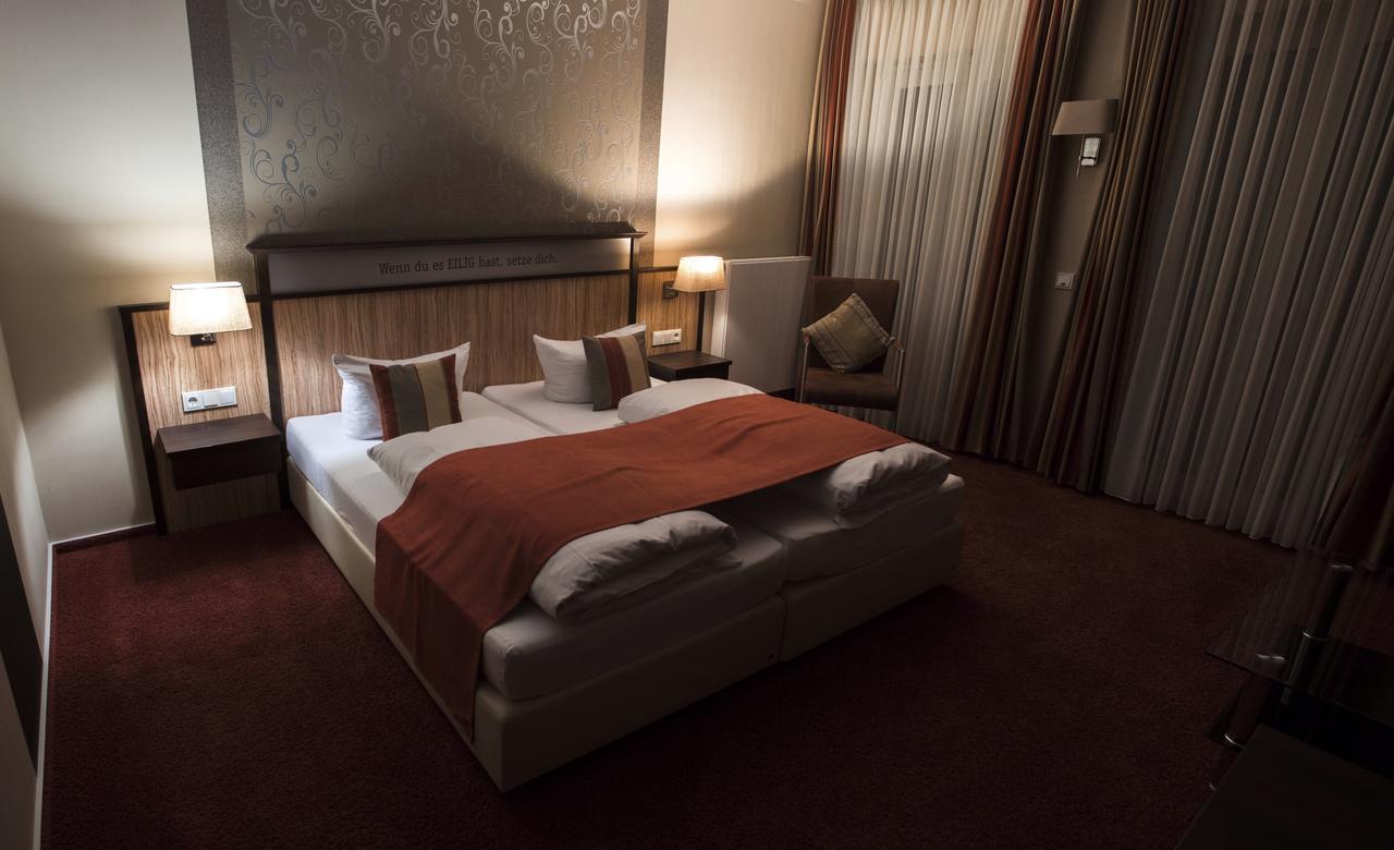 M13 Hotel Riol Экстерьер фото